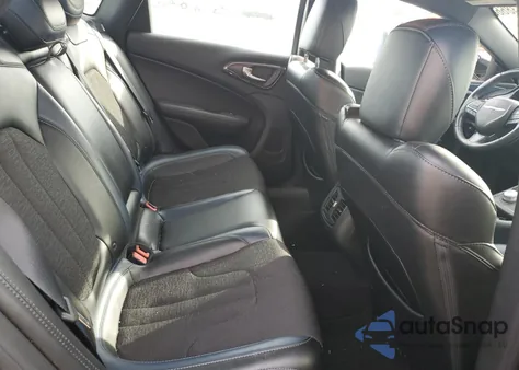 2016 Chrysler 200 S из США, поврежденный, VIN 1C3CCCBB5GN128448